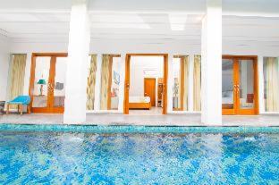 Sunset Road Complejo | Apple Villa & Suite Seminyak