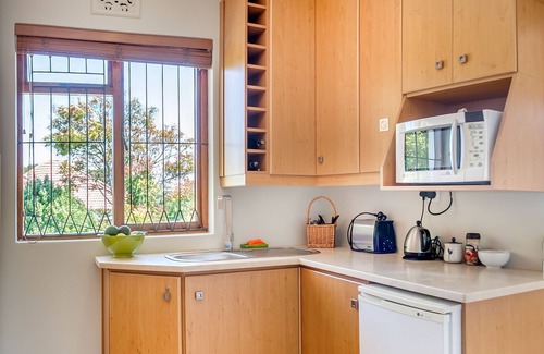 Pinelands Cama Y Desayuno | Applegarth B and B and Self Catering Studios