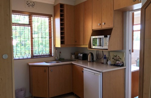 Pinelands Cama Y Desayuno | Applegarth B and B and Self Catering Studios
