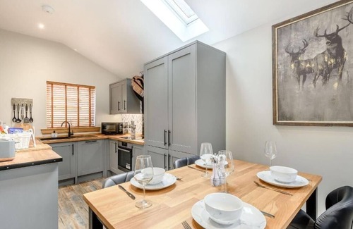 Ayr Cabina | Appletree Lodge with Hot Tub