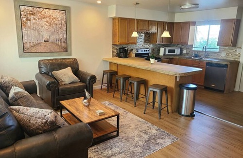 Fort Collins Casa | Applewood Charming Two Bedroom Big Fenced Yard