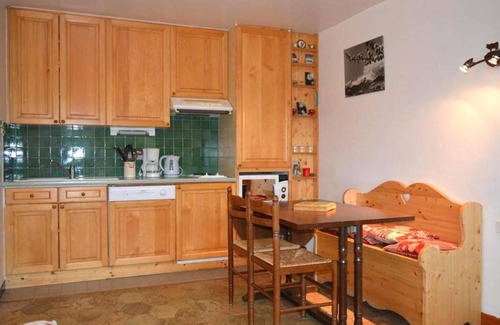 Le Chinaillon Apartamento | Appt 2P avec balcon au centre du Chinaillon, proche pistes, parking et casier à ski - FR-1-241-147