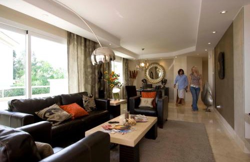 Nueva Milla de Oro Apartamento | Appt 311 Heaven Beach-Paseo-All year heated pool-Free Bikes