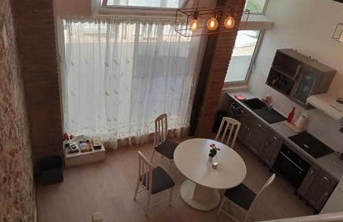 Graulhet Apartamento | Appt climatisé, 4 à 6 couchages Tarn, Albi, Gaillac, Cordes, Wifi gratuit, boîte à clés, proche commodités et gare routière