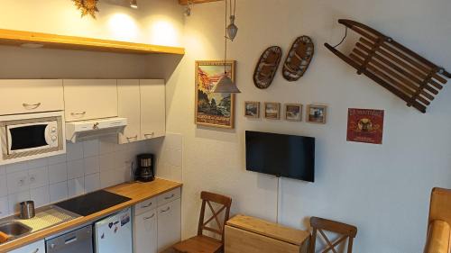 Luz-Saint-Sauveur Apartamento | Appt LA GRANGE 8 Luz St Sauveur - Centre Ville - T2 - 2-4 personnes - PARKING GRATUIT
