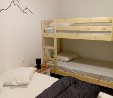 Laveissiere Apartamento | appt tout confort laveissiere 102