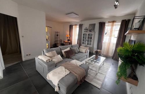 Thiviers Apartamento | Appt ville campagne