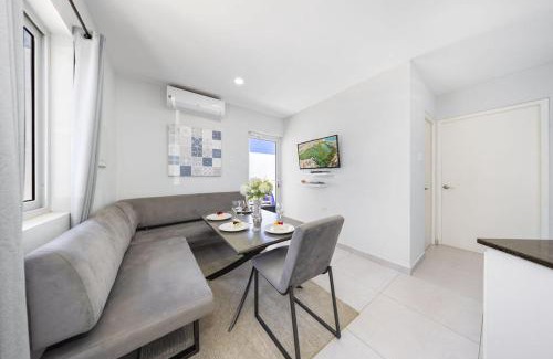 Alto Vista Apartamento | Apricity Suites Aruba