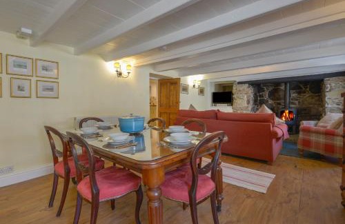 Coverack Casa | April Cottage
