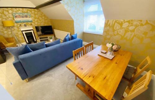 Westbourne Apartamento | April Lodge The Beach Hut - 1Bed Apartment Near the Beach-Parking-Couples-Friends-Professionals-Contractors