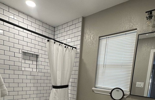Clayton Apartamento | Apt 1-Folsom. Cozy and luxurious apartment at the High Plains Lodge.