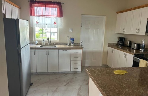 Enterprise Casa | Apt #1-Newly built apartments, great for families/friends, minutes walk to beach