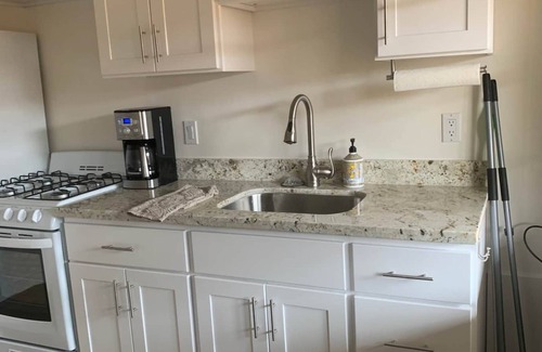 Golden Rectangle Apartamento | Apt 2 Carmel by the Sea