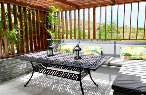 English Harbour Apartamento | Apt 2 The Grove Residences