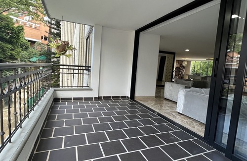 El Tesoro Apartamento | Apto 240 mt2 mejor barrio Medellín