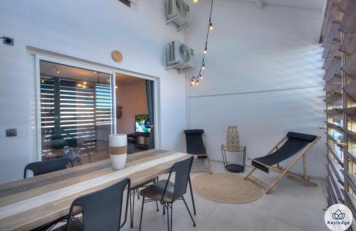 Carosse Apartamento | Apt - 4 pers - Petit Duc - Rénové - 44m² - Centre de Mont Rocquefeuil - Saint-Gilles les Bains