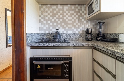 Canasvieiras Apartamento | Apt 6 min From the sea in Canasvieiras-sc Rba201