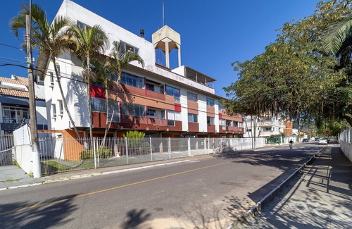Canasvieiras Apartamento | Apt 6 min From the sea in Canasvieiras-sc Rba201