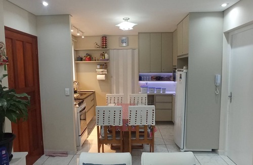 Vista Linda Apartamento | Apt Delícia 2 bed 1 suite Full kitchen, 24 hour doorman, 7km from Riviera