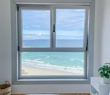 Malpica de Bergantinos Apartamento | Apt ILUKA Nuevo con vistas al mar