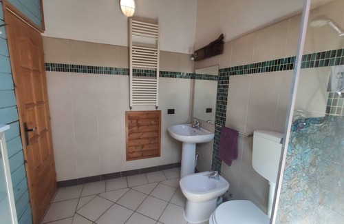 Madonna Dei Fornelli Apartamento | casa de apartamentos en la madera "casa de madera de 2" con piscina, sauna y jardín