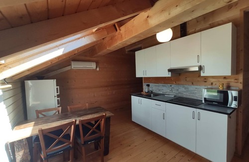Madonna Dei Fornelli Apartamento | apartamento "casa de madera de 3" con piscina, sauna, jardín