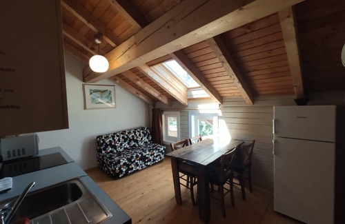 Madonna Dei Fornelli Apartamento | apartamento "casa de madera de 3" con piscina, sauna, jardín