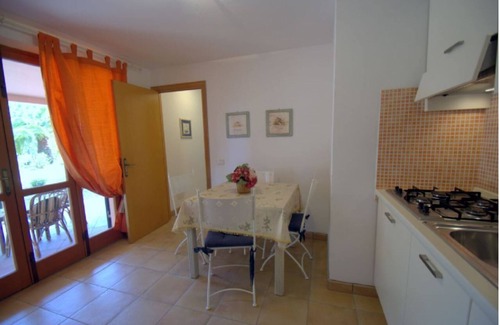 Lido di Capoliveri Apartamento | Dos habitaciones 3/4 camas en la villa pareada