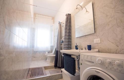 Ex Campo d'Aviazione Apartamento | Apt luminoso, spazioso con Aria condiz e bici