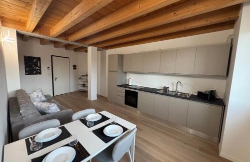 Old Town Apartamento | Apt nel cuore di Mantova con garage