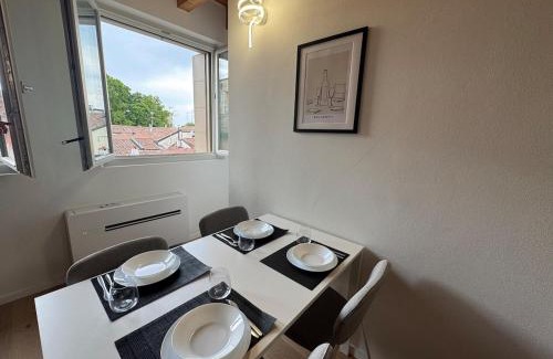 Old Town Apartamento | Apt nel cuore di Mantova con garage