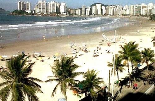 Pitangueiras Apartamento | Apt perto do mar em Pitangueiras com estacionamento