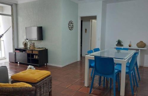 Pitangueiras Apartamento | Apt perto do mar em Pitangueiras com estacionamento