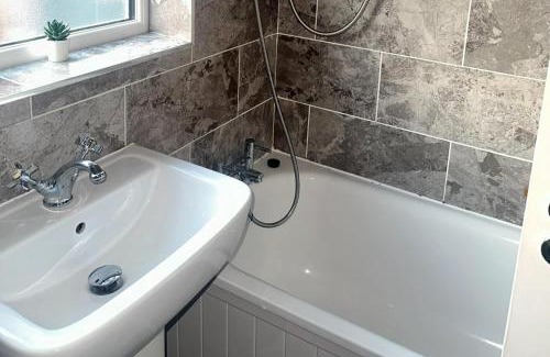 Acocks Green Apartamento | Apt - Sleeps2 - Parking - 20Min Drive From Airport