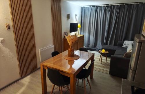 La Mongie Apartamento | Apt T2, 34m2, pied de piste, 4 à 6 pers, 1 chambre, parking privé sousterrain