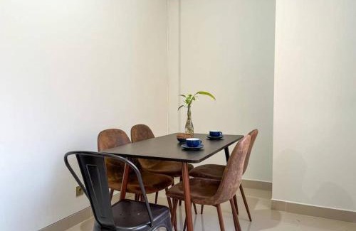 Bekasi Apartamento | Apt Transpark Cibubur 2 BR With Wi-Fi & Pool