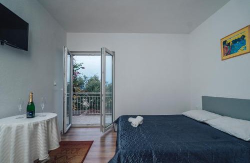Promajna Apartamento | Apt White Idyll, 3 bedrooms, 3 bathrooms, terrace apt