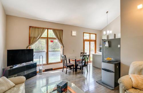 Guilderland Center Apartamento | Apt within Townhome Albany Estate with Yard Access
