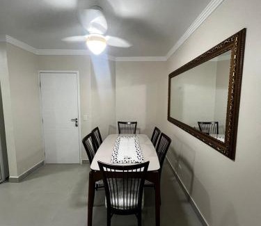 Vila Julia Apartamento | Apto 11 - Aconchegante - Praia da Enseada - Guarujá/SP