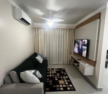 Vila Julia Apartamento | Apto 11 - Aconchegante - Praia da Enseada - Guarujá/SP
