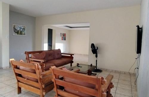 Olinda Casa | APtº 1º andar em Olinda Casa Caiada a 100 mts da praia