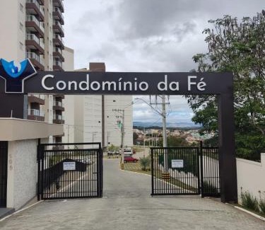 Cachoeira Paulista Apartamento | Apto a 300 metros da Canção Nova. Condomínio da Fé