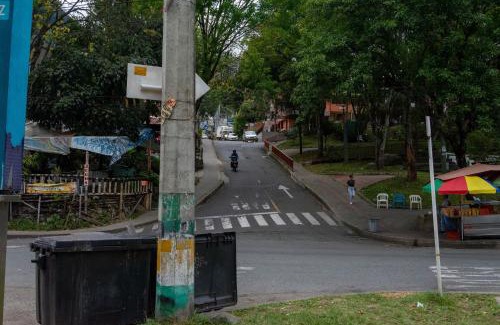 Medellin Apartamento | Apto Acogedor Cerca Metrocable