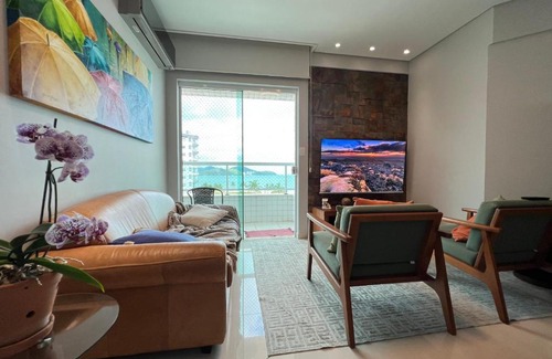 Caraguatatuba Apartamento | Apto beira mar pé na areia