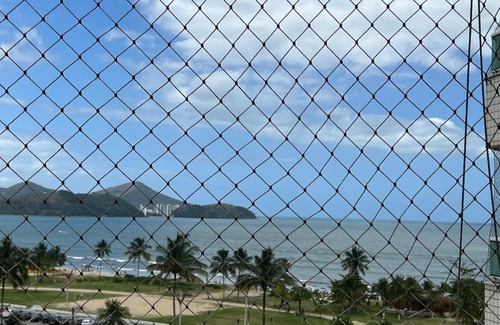 Caraguatatuba Apartamento | Apto beira mar pé na areia