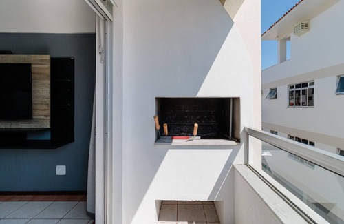 Canasvieiras Apartamento | Apto bem Localizado a 500mts da Praia Rhi206