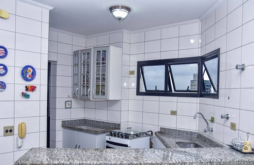 Vila Alzira Apartamento | Apto c piscina e acesso exclusivo à praia, Guarujá