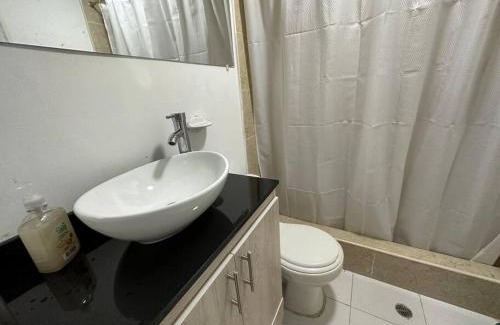 Antonio Narino Apartamento | Apto cerca a Clínica del Olaya, candelaria y centro ciudad