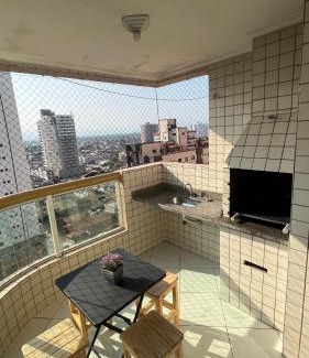 Praia Grande Apartamento | Apto com Ar condicionado e churrasqueira