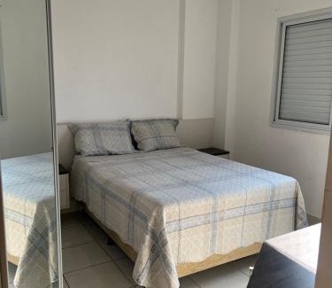 Praia Grande Apartamento | Apto com Ar condicionado e churrasqueira